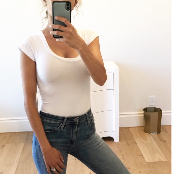 KNOXVILLE Seamless Cap Sleeve White T Shirt - Picture 2 of 8